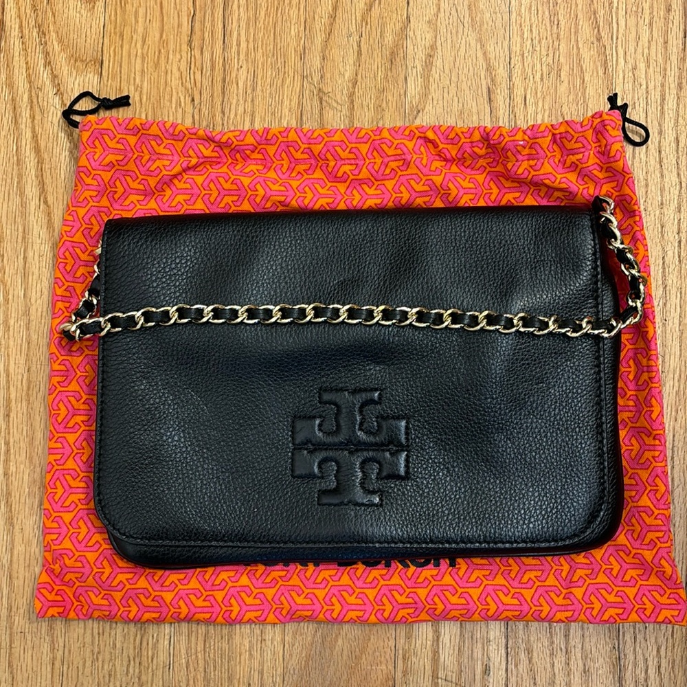 Tory Burch shoulder bag/crossbody, dust bag included, perfect condition.
